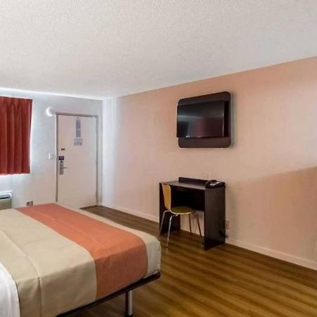 Whitten Inn Clinton Kültér fotó