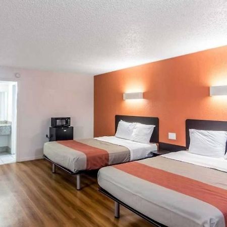 Whitten Inn Clinton Kültér fotó