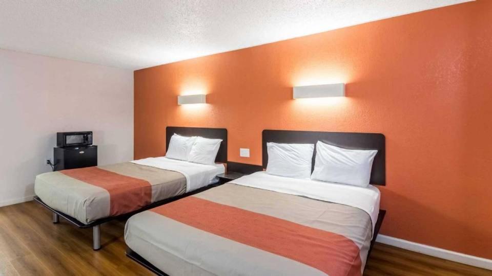 Whitten Inn Clinton Kültér fotó