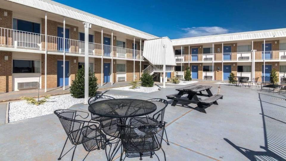 Whitten Inn Clinton Kültér fotó